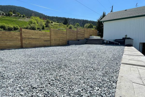 Aggregate driveway on a property in the North Okanagan delivered by Platinum Ridge Earthworks